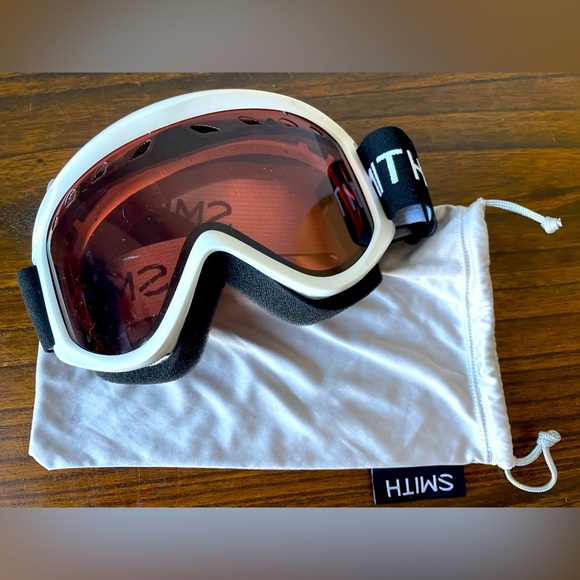 Smith snowboarding skiing goggles with bag - Picture 1 of 7
